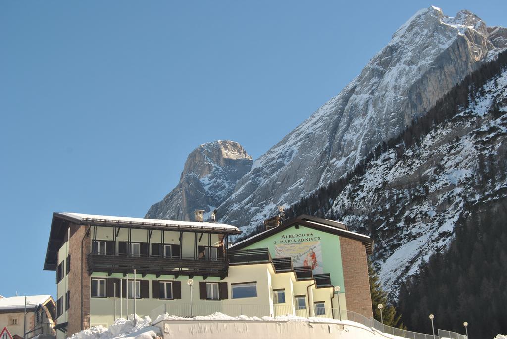 Hotel Santa Maria ad Nives Canazei Exterior foto